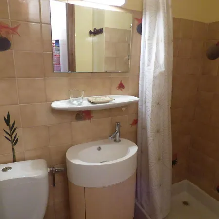 شقة Joli Studio, 4 Pers, Calme, Proche Commerces Et Remontees Mecaniques, Balcon, Renove - Fr-1-458-171 *